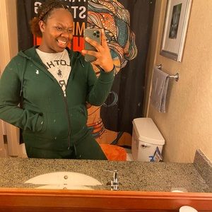 Meet your Posher, Lauryn